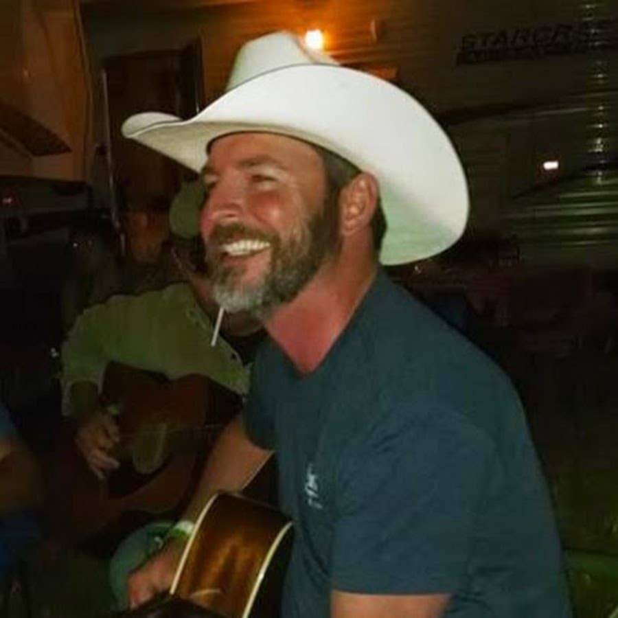 Chad Freeman & Redline