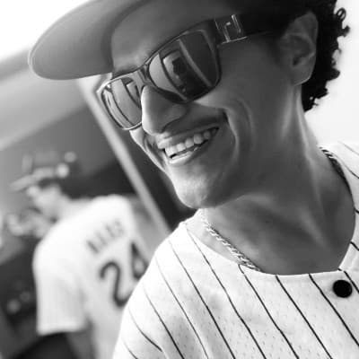 Bruno Mars Impersonator