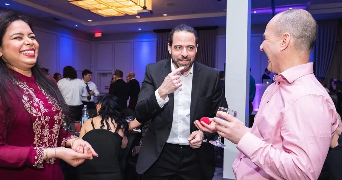 John Vincelli - Magician & Mentalist