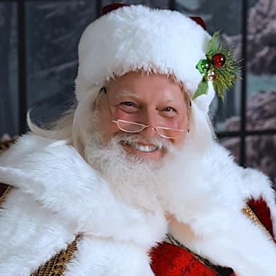 Santa and Mrs. Claus of Lake Country Santa Claus LLC