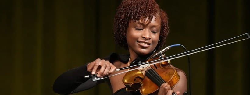 Loren Plays Violin cover