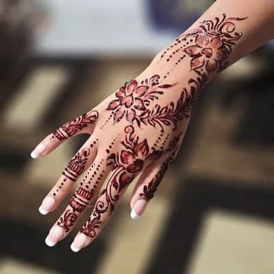 Naseera Fazil Henna Art