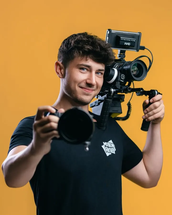 Mason Ayres - Event Videographer/Photographer