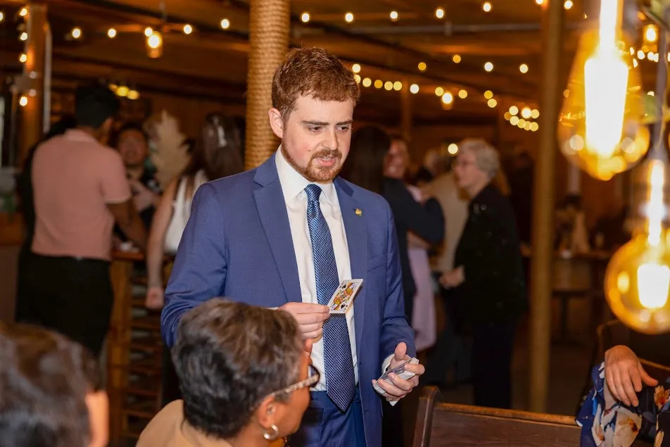 Alexander Morgan: Magician & Mentalist