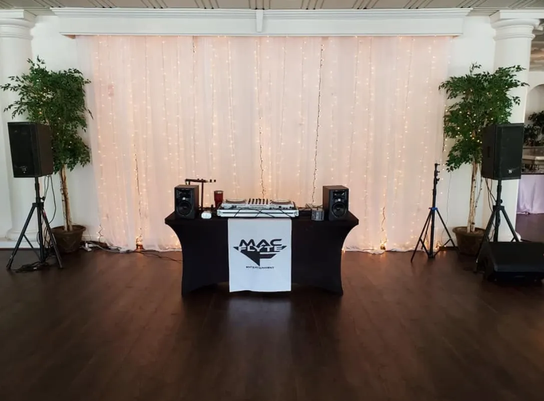 Mac Flyte Entertainment