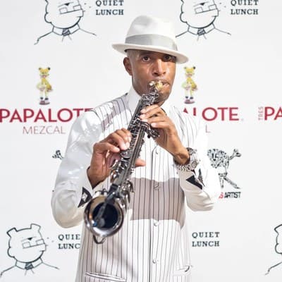 JON SAXX