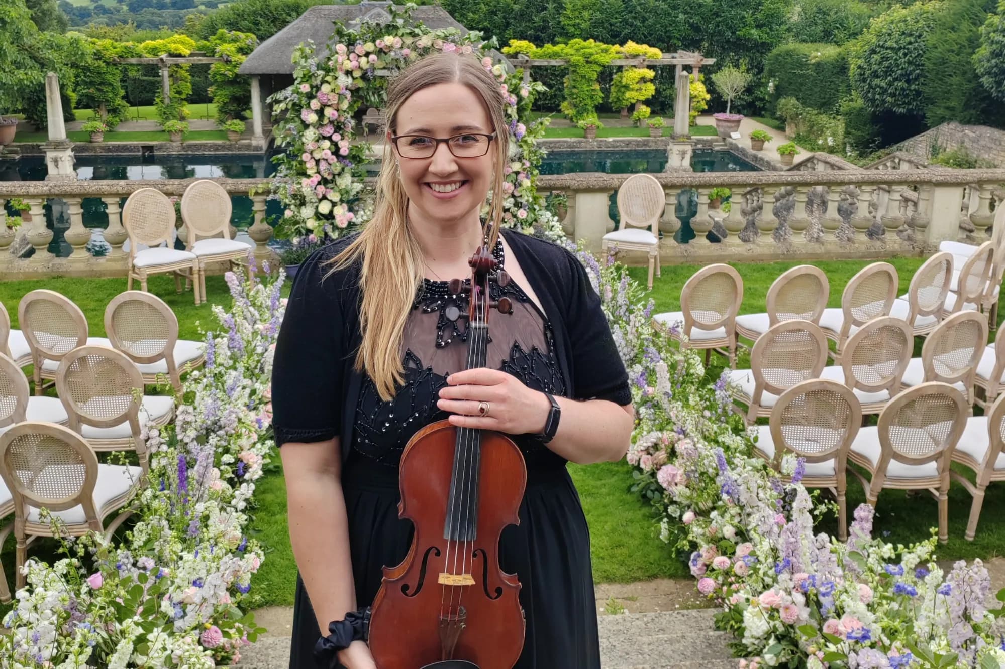 Solo Violinist