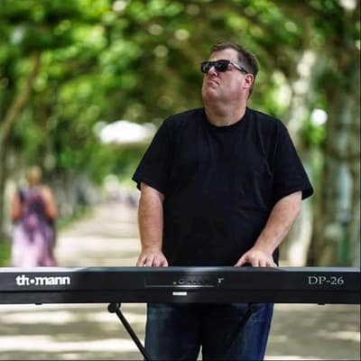 Piano Man Steve