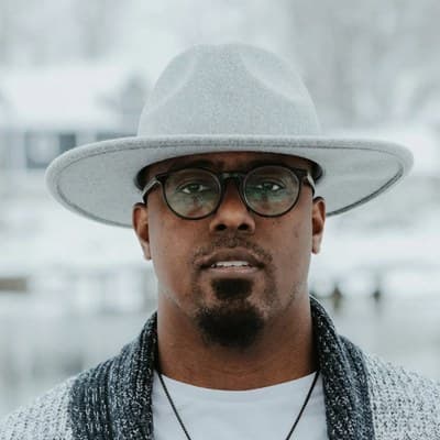 2BMedia LLC