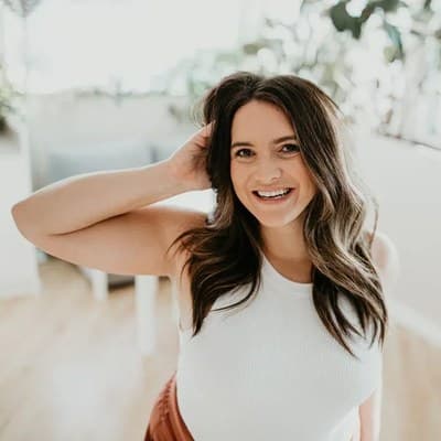 Alyssa McMasters Confidence Coach