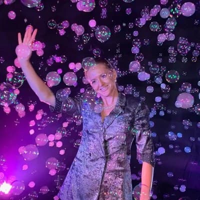 Kristar Bubbles Show